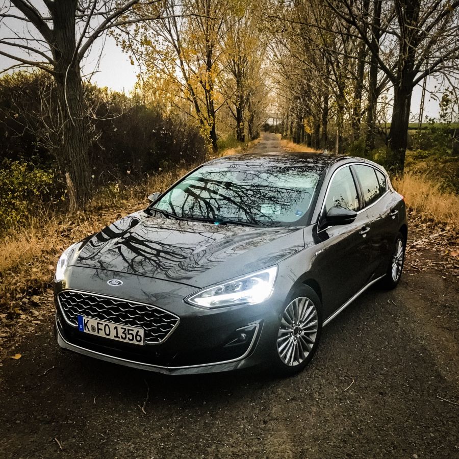 Pályán és szerpentinen egyaránt gyerekjáték a vezetés - Kipróbáltuk az új Ford Focus-t - STYLENEWS - Aktuális - autó, ford, ford focus, teszt, tesztvezetés, 