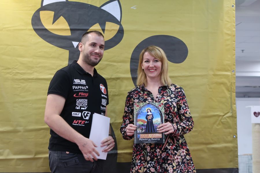 Ötödik alkalommal osztotta ki a Szent Gertrúd díjakat a Macskaárvaház Alapítvány - STYLENEWS - Aktuális - macska, macskaárvaház, macskaárvaház alapítvány, nemzetközi macskakiállítás, 