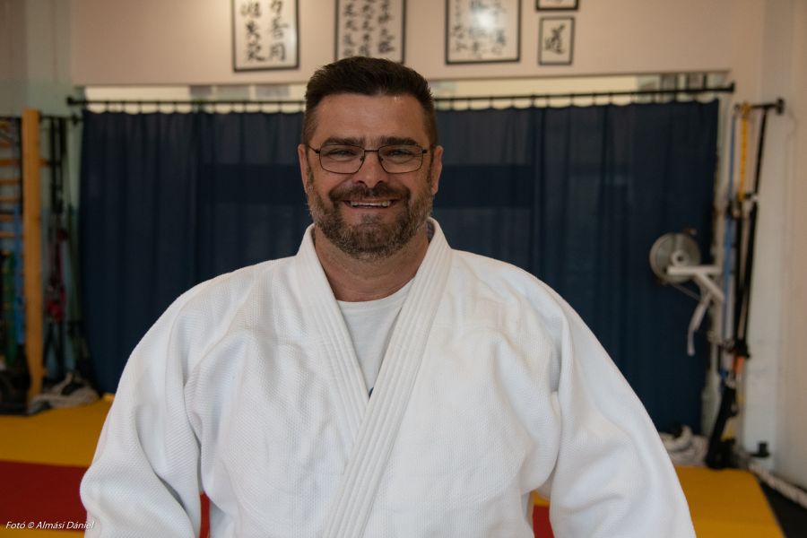 '50 százalékban fejben dőlnek el a dolgok a pályán' - Ilyés Gyula sportcoach - STYLENEWS - Interjúk - coach, harcművészet, ilyés gyula, sportcoach, 