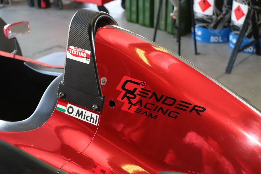 Teszt a lelke mindennek! - STYLENEWS - Aktuális - formula renault, gender racing, grt, 