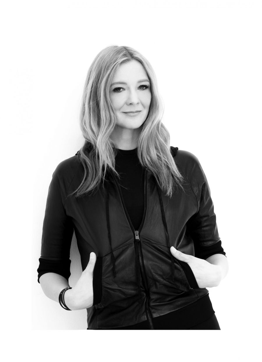 Interjú Konsánszky Dórával kétszeres Fashion Awards díjazottal - DIVAT&STÍLUS - Hírek  - fashion awards, interjú, kosánszky dóra, 