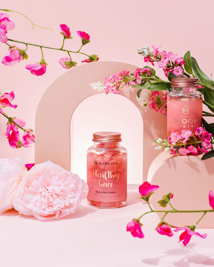 Hogyan előzzük meg a hajhullást tavasszal - SZÉPSÉG - Hajápolás  - bloom hair, bloom hair gummies, hajápolás, hajhullás, 