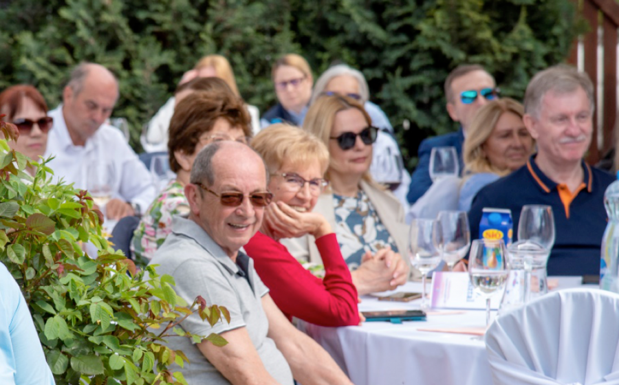 A  MedDiamond Pest Egészségközpont nem megnyitó, megnyitója - KERESD A NŐT  - Fesztelen mindennapok - meddiamond, 
