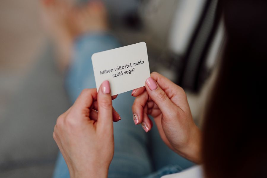 Beszélgetés Lucz-Krajcsovics Szandrával, a WeTime önismereti kártyajáték megálmodójával - STYLENEWS - Interjúk - önismeret, önismereti játékok, szülők, wetime, 