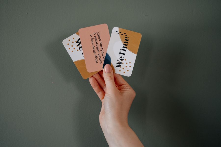 Beszélgetés Lucz-Krajcsovics Szandrával, a WeTime önismereti kártyajáték megálmodójával - STYLENEWS - Interjúk - önismeret, önismereti játékok, szülők, wetime, 